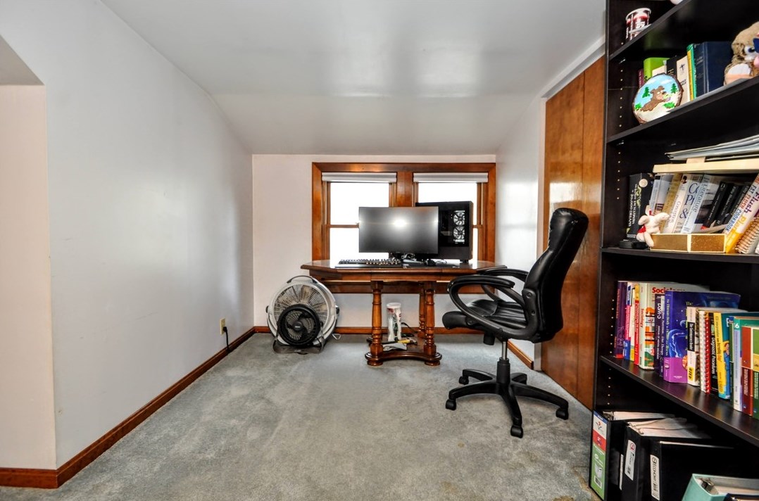 30 Huffman Ave, Washington PA  15301-6319 exterior