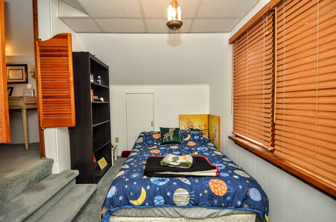 30 Huffman Ave, Washington PA  15301-6319 exterior