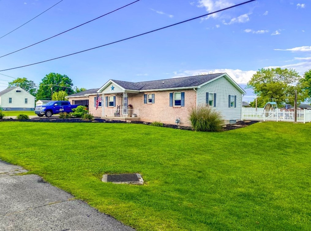 8 Single St, Fairdale, PA 15320