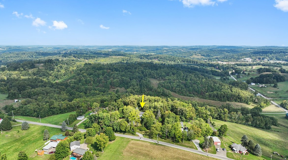 54 Highland Ridge Rd, Washington PA 15301-8591 exterior