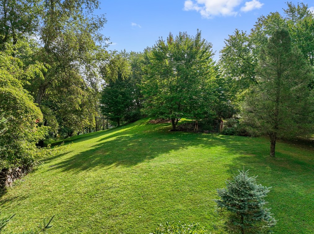 54 Highland Ridge Rd, Washington PA 15301-8591 exterior