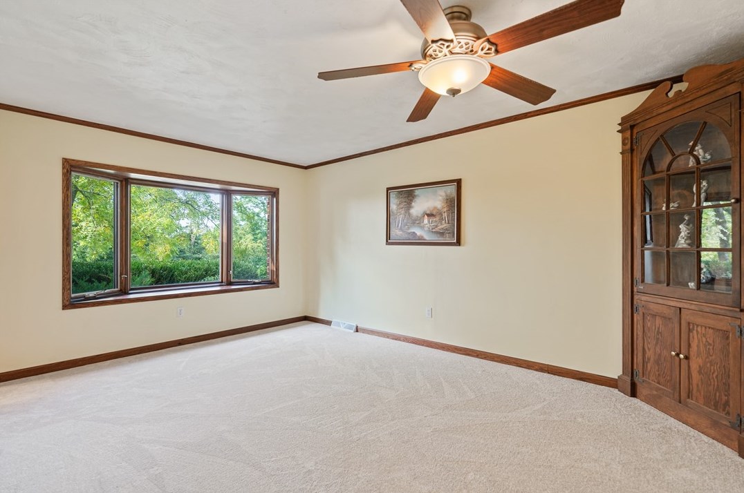 54 Highland Ridge Rd, Washington PA 15301-8591 exterior