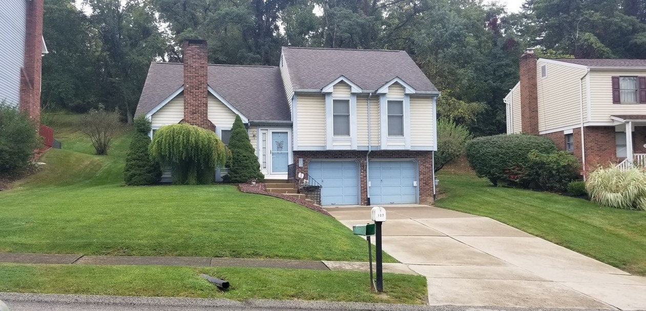 107 Oak Pointe Dr, Monroeville, PA 15146-2950
