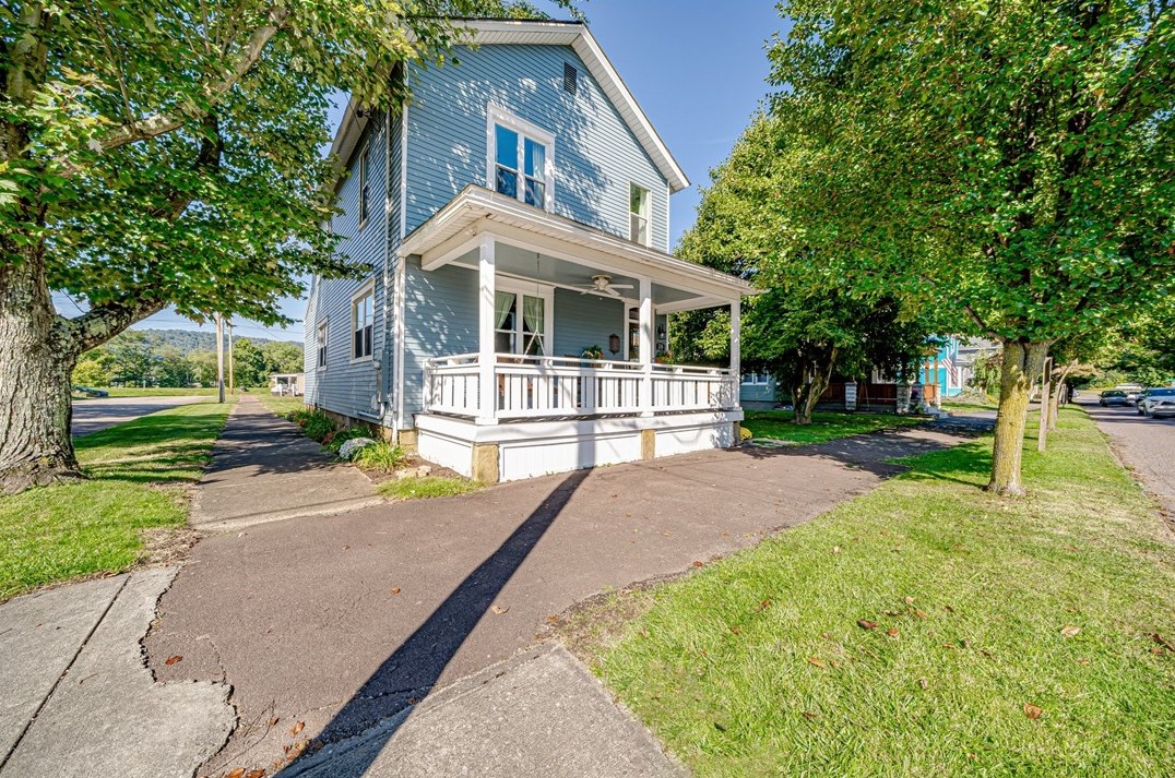 536 Oden St, Listonburg, PA 15424