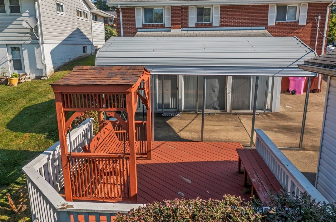 725 Summerlea Ave, Washington PA 15301-3827 exterior