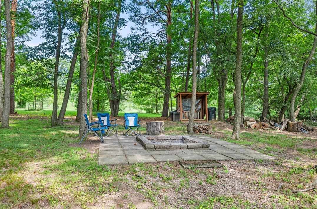 1743 Sample Rd, Allison Park PA  15101-2809 exterior