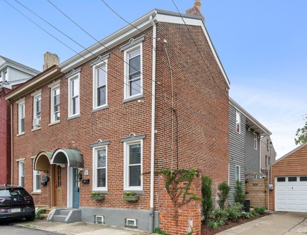 1806 Fox Wy, Pittsburgh, PA 15203