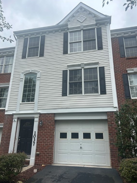 1037 Bayberry Dr #49d, Canonsburg, PA 15317