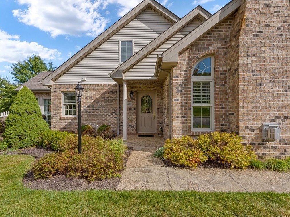 2549 Red Oak Ct, Allison Park, PA 15101-2162