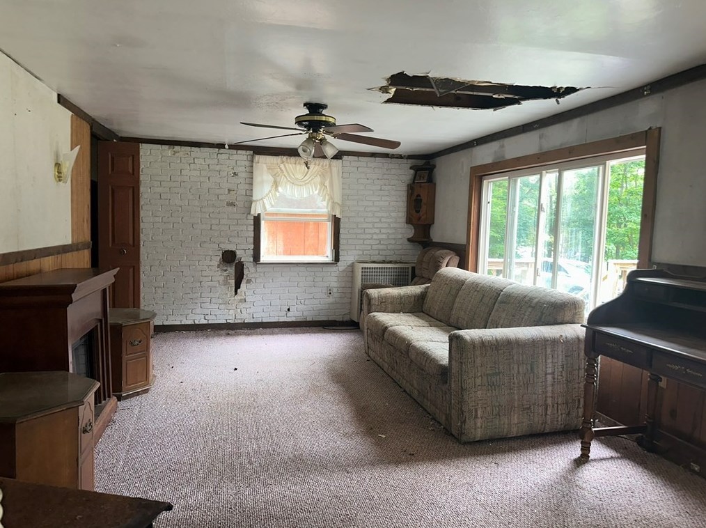 7543 Fisher Sigel Rd, Hallton, PA 15860