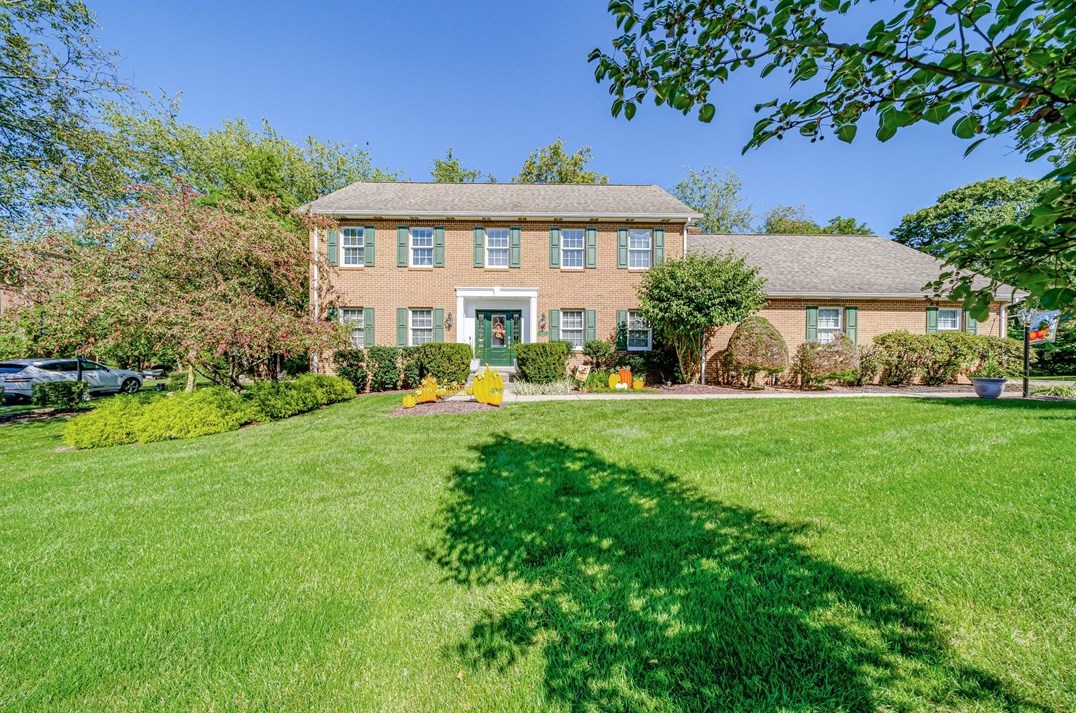 105 Raven Dr, Greensburg, PA 15601-8503