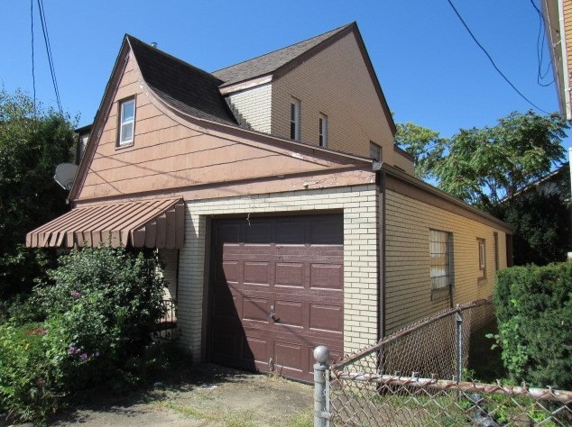21 Cleveland Ave, Oliphant Furnace, PA 15401-3611