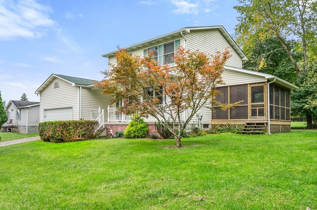 105 Jolinda Dr, Fairdale, PA 15320