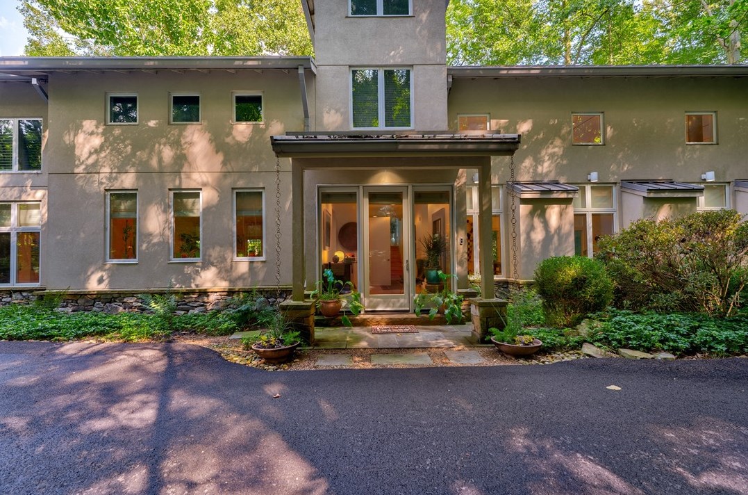 6 Whites Woods Trl, Indiana, PA 15701-7446