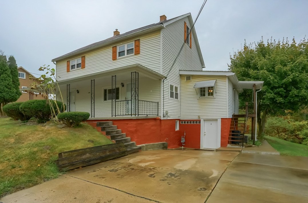 487-489 Cross Creek Rd, Rea, PA 15312