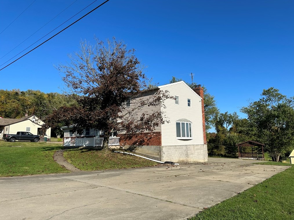 116 Buffalo Rd N, Washington, PA 15301
