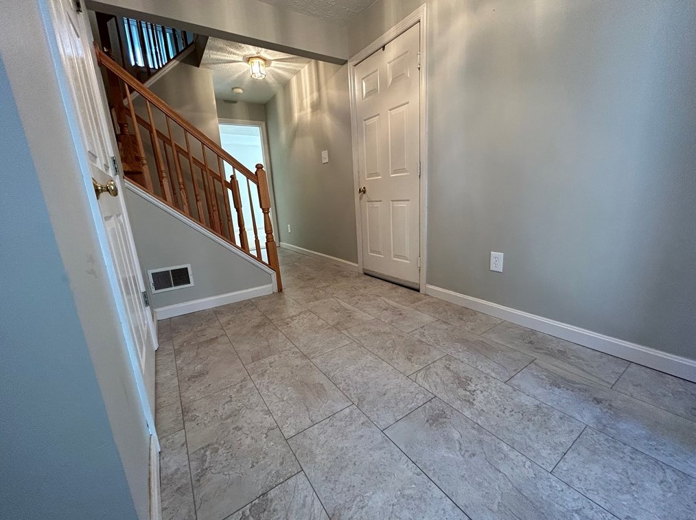 4 Hemingway St, Pittsburgh, PA 15213