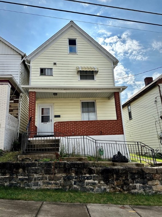 919 Brinton Ave, Monroeville, PA 15140