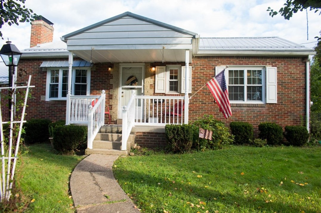 3503 Orchard Ave, Finleyville, PA 15332
