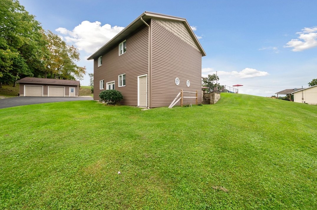 228 Lasher Rd, Kittanning, PA 16201-4014