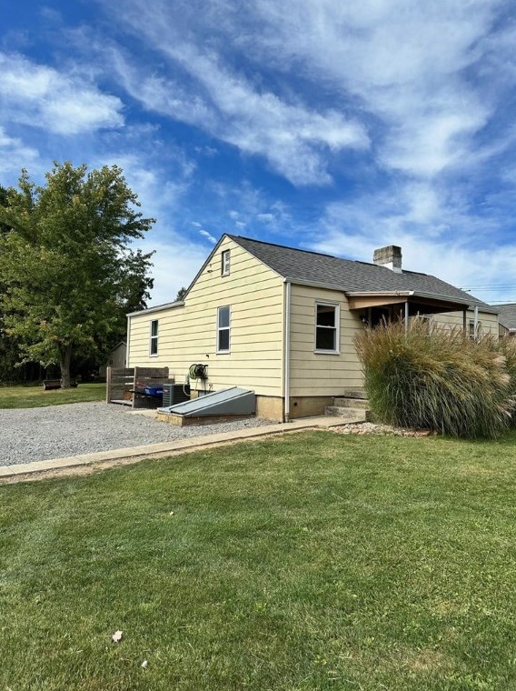 567 Engle Rd, Industry, PA 15052-1901