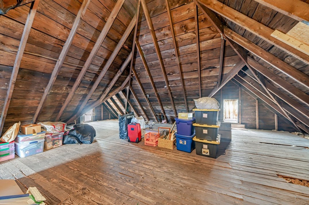 211 5 St, Youngwood PA  15697-1317 exterior