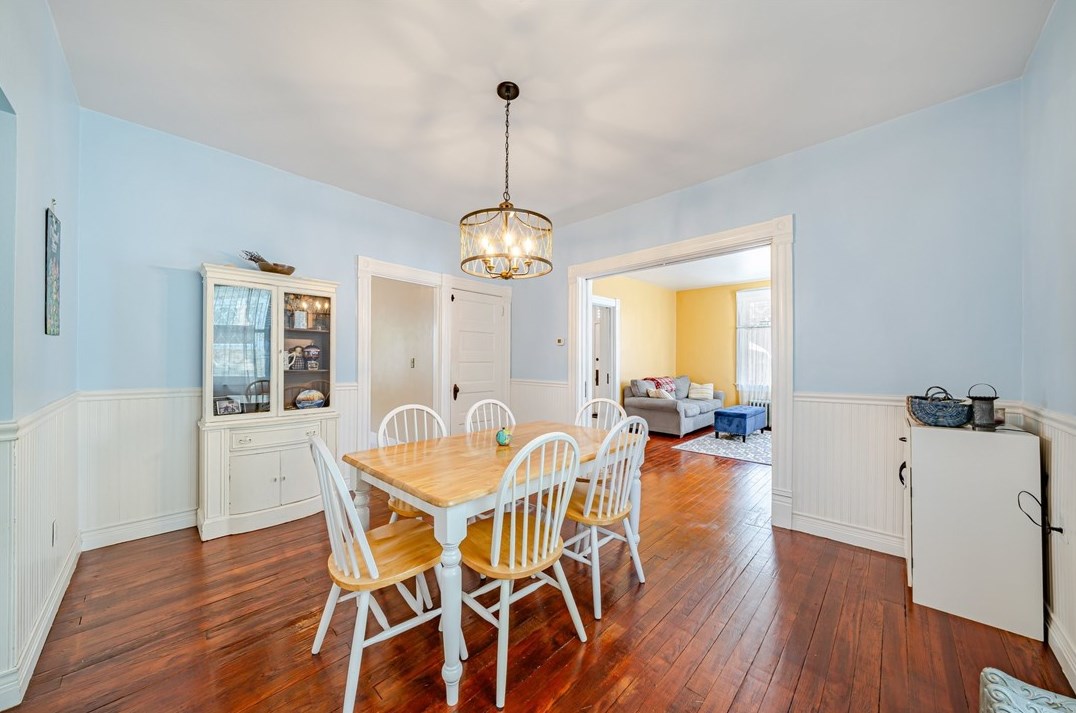 211 5 St, Youngwood PA  15697-1317 exterior