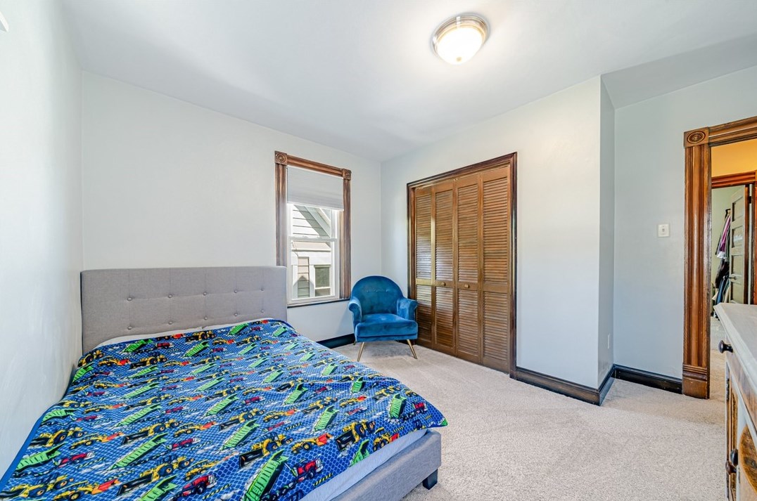 211 5 St, Youngwood PA  15697-1317 exterior