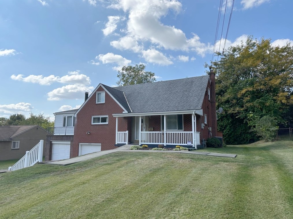 435 Blackberry Dr, Monroeville, PA 15146-1317