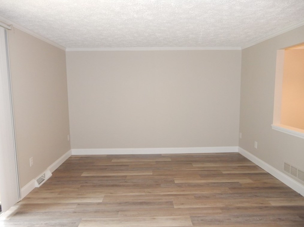 221 Scott Ln, Venetia PA  15367-1117 exterior