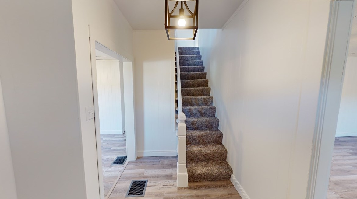 456 Zeigler Ave, Butler, PA 16001-6135