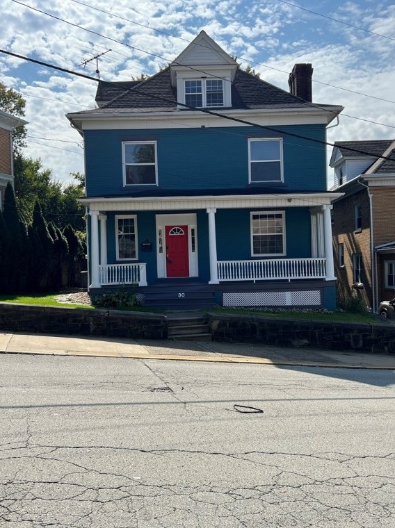 30 E Gaskill, Jeannette, PA 15644