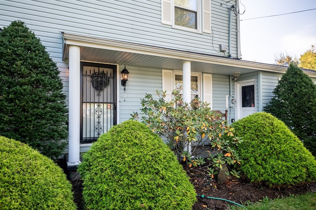 2003 Mercer Ave, Hermitage, PA 16121