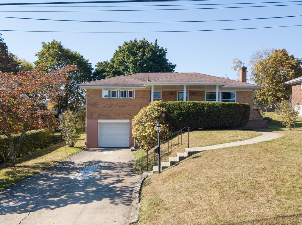 4812 Lolly Dr, Monroeville, PA 15146-3628