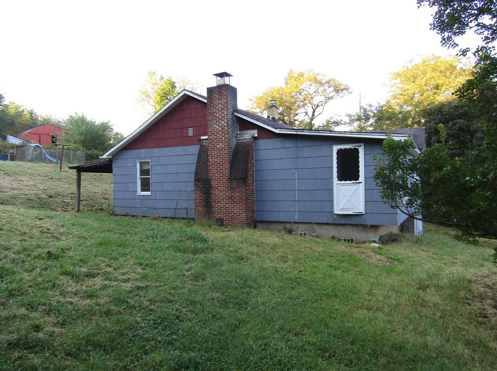 454 Cadogan Slate Lick Rd, Kittanning, PA 16201