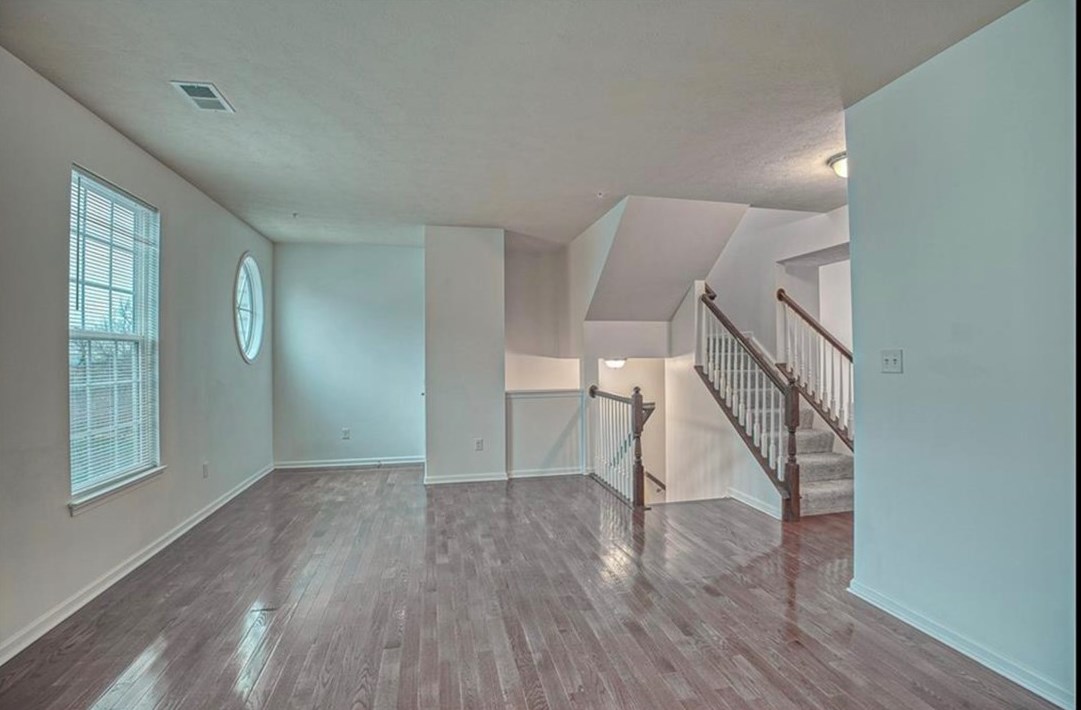 403 Pointe View Dr, Seven Fields, PA 16046
