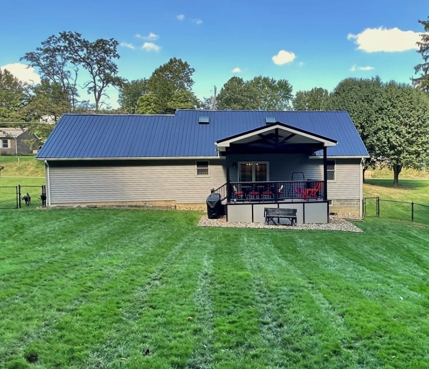 198 Hague Ln, Oliphant Furnace, PA 15401-5000