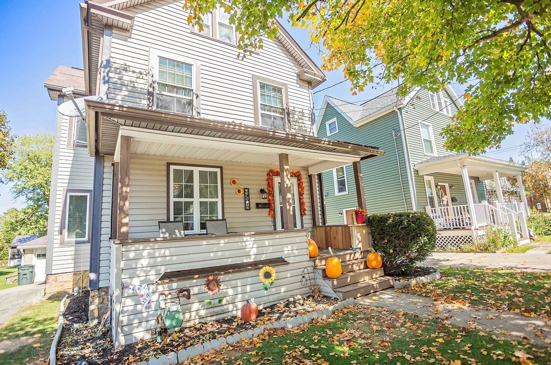 647 Maple St, Indiana, PA 15701-3148