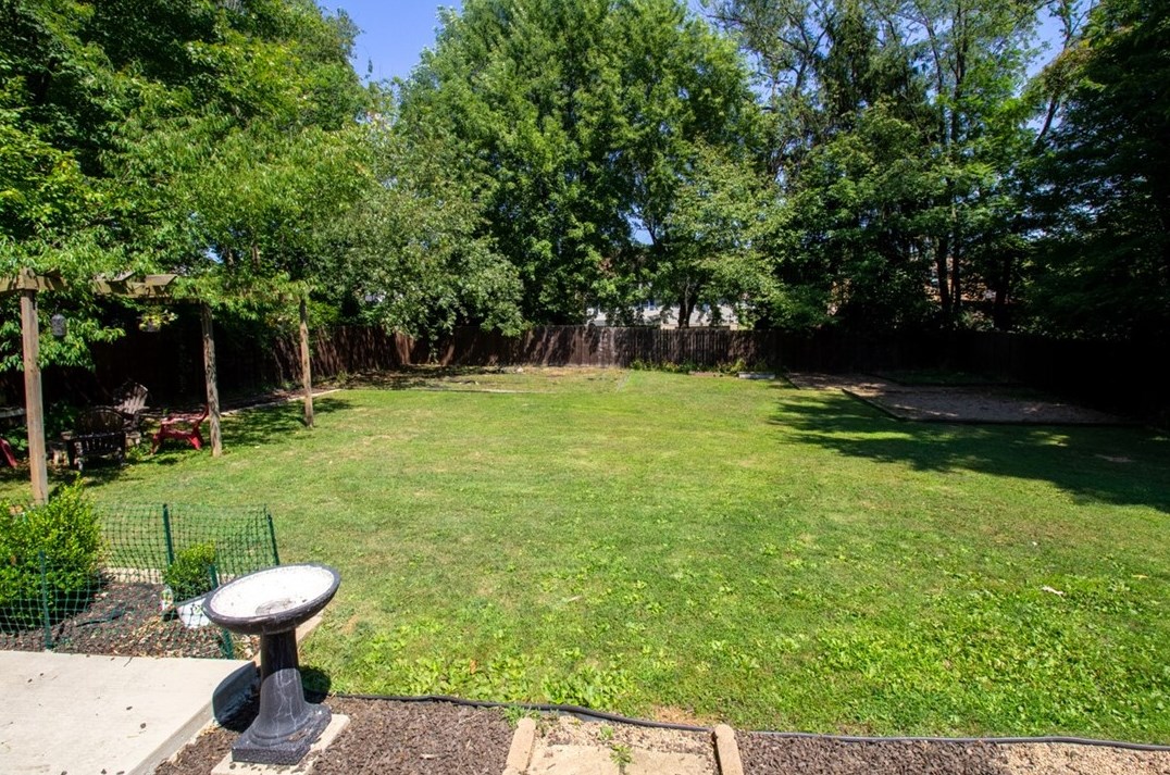 251 Acre Ave, Butler PA 16001-2649 exterior