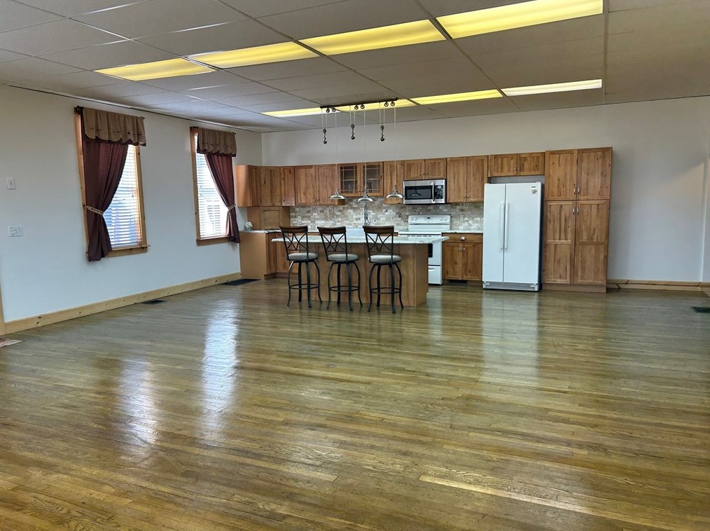 10 Curren Rd, Freeport, PA 16229