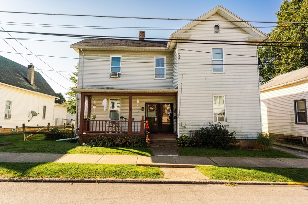 456-458 Oak St, Indiana, PA 15701