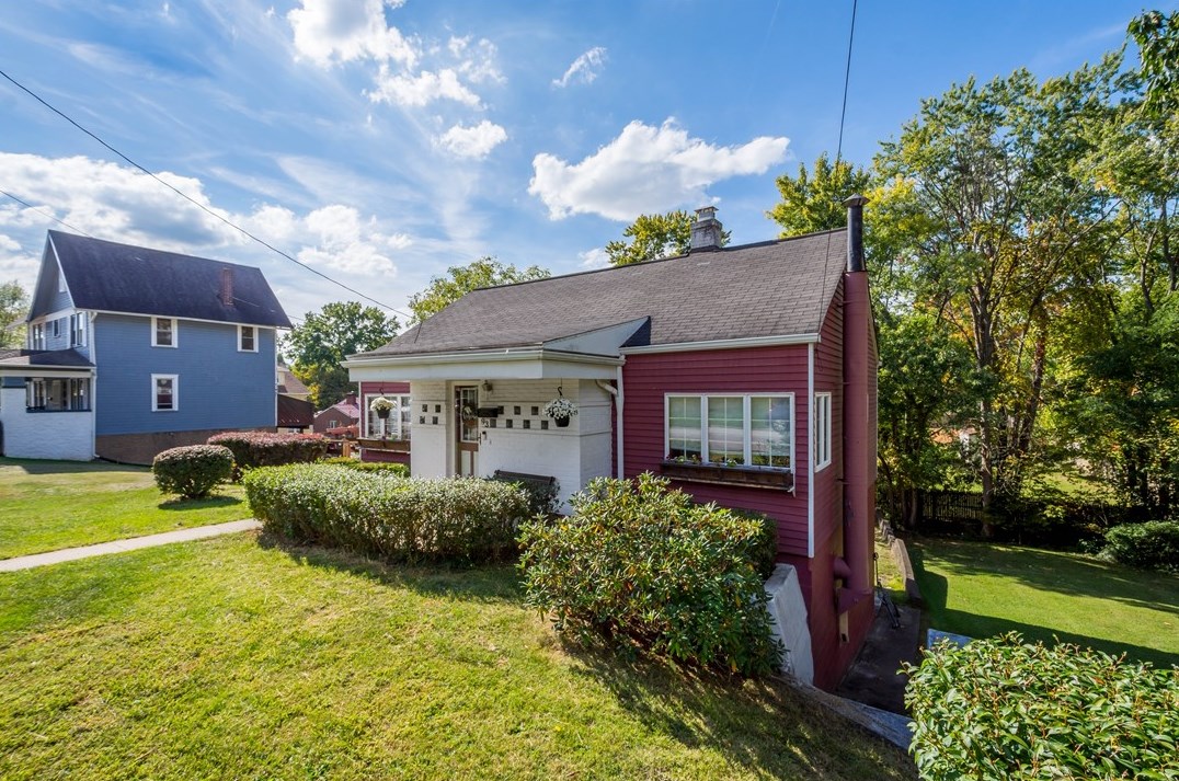 93 Christman Ave East, Washington, PA 15301