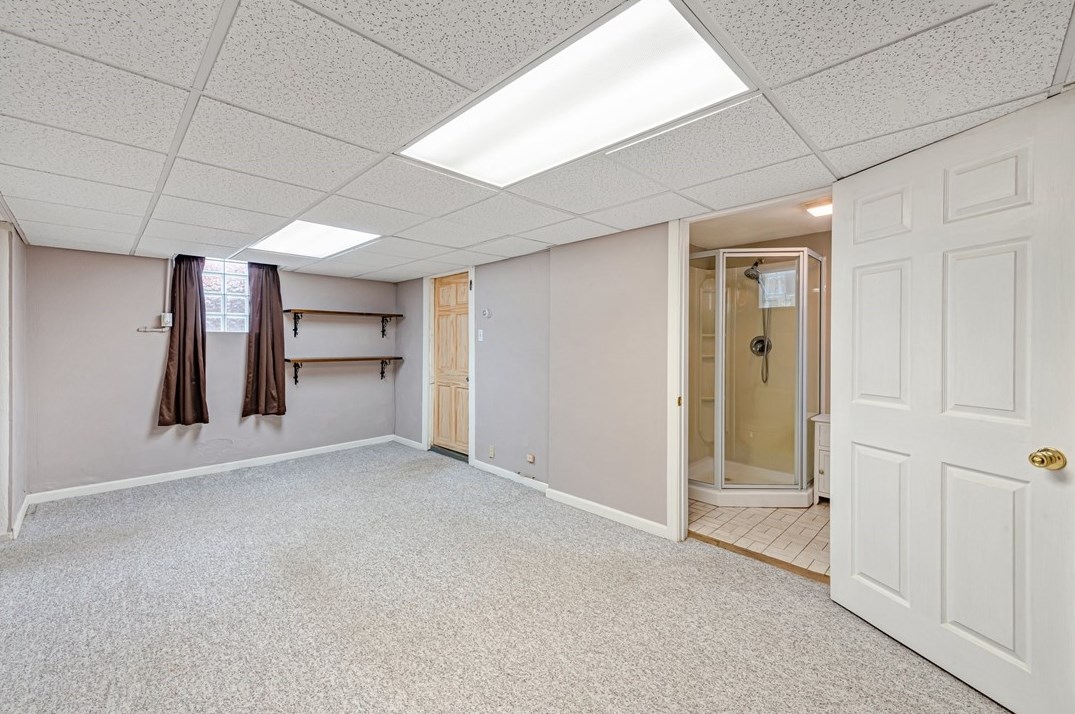 141 Wallace Ave, East Pgh PA  15112-1613 exterior