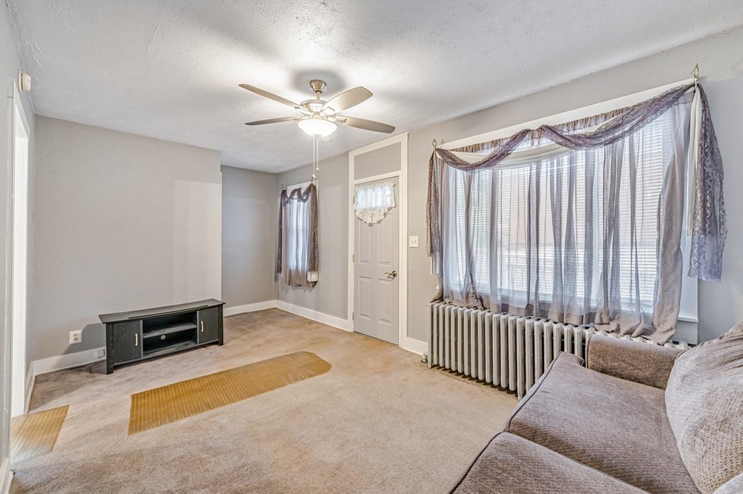 141 Wallace Ave, East Pgh PA  15112-1613 exterior