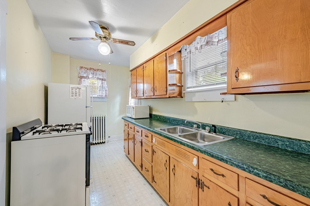 141 Wallace Ave, East Pgh PA  15112-1613 exterior