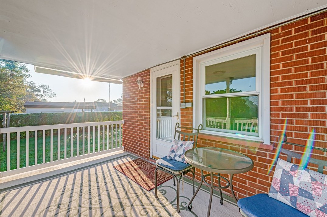 399 Cp St, North Huntingdon PA 15642-1333 exterior