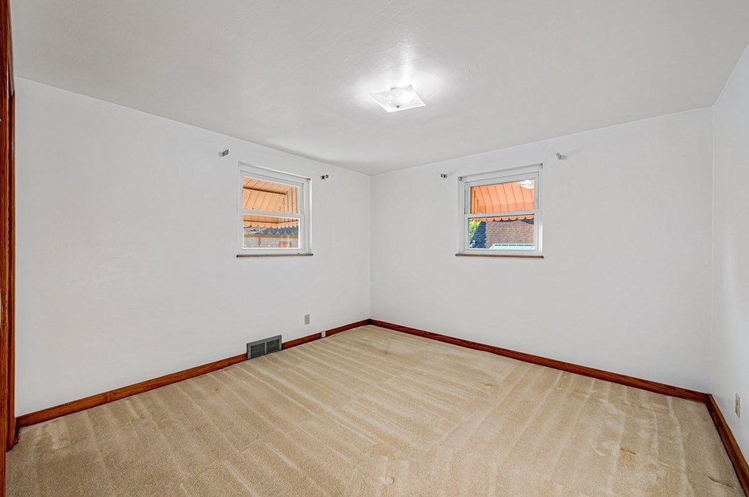 399 Cp St, North Huntingdon PA 15642-1333 exterior