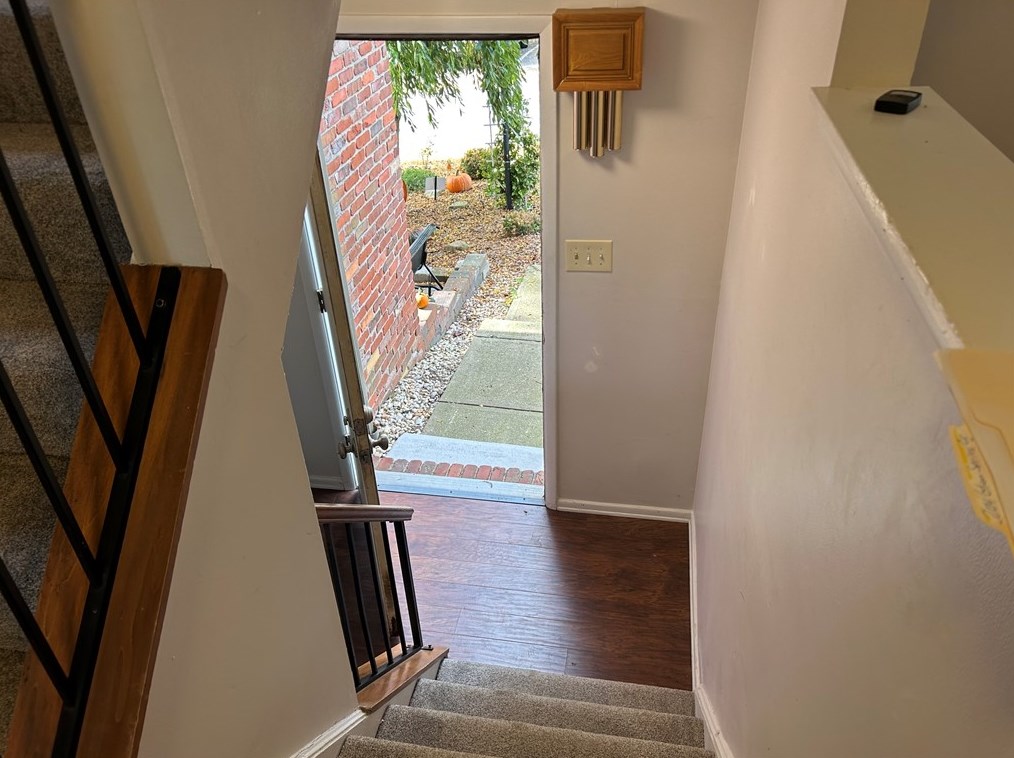 204 Glen Springs Circle North, Canonsburg, PA 15317
