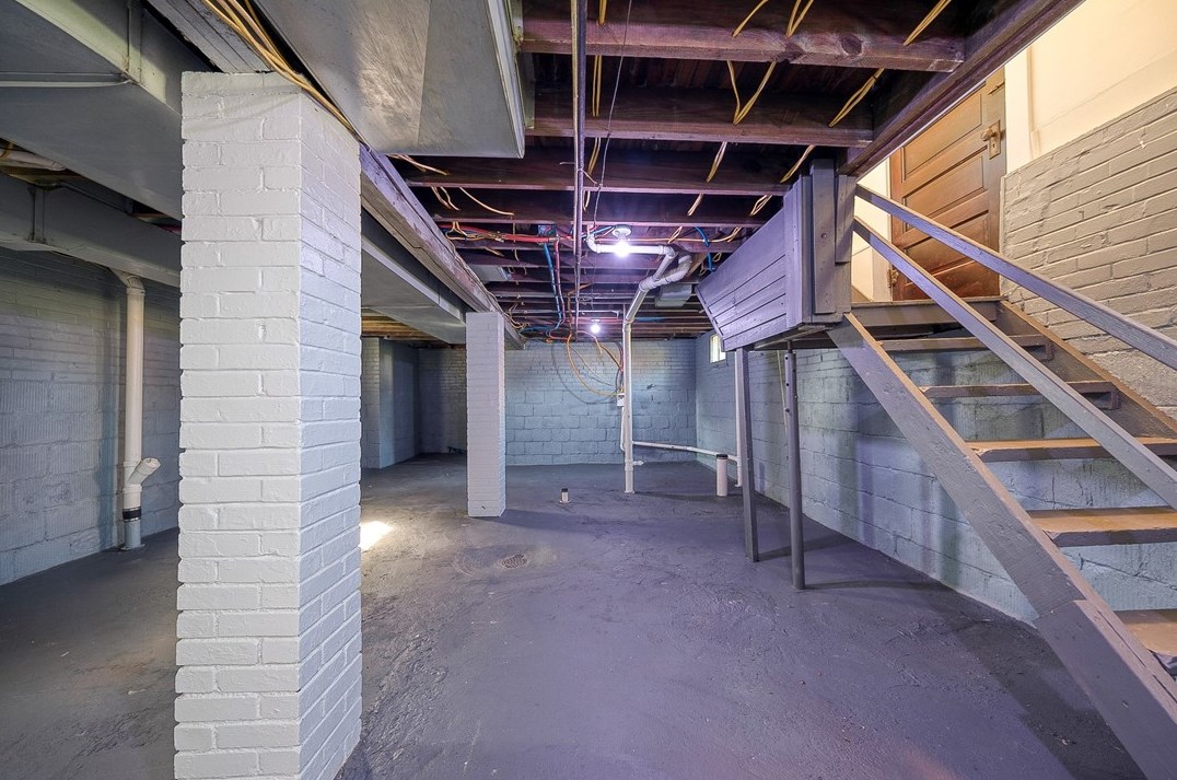 1450 Conway Wallrose Rd, Freedom PA  15042-2410 exterior