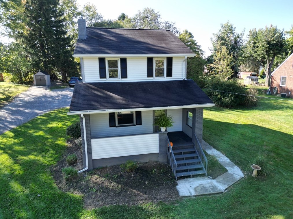1450 Conway Wallrose, Freedom, PA 15042